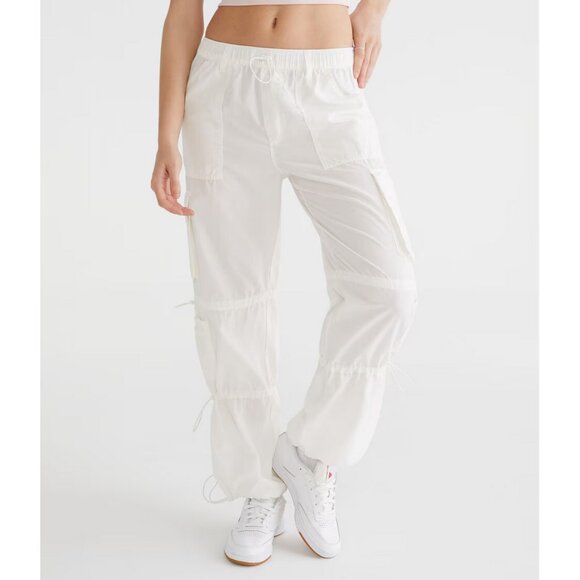 Aeropostale Mid-Rise Cargo Parachute Pants - Picture 1 of 16